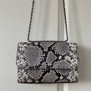 $558 Tory Burch Fleming Embossed Snake Print Leather Shoulder/Crossbody Bag 2